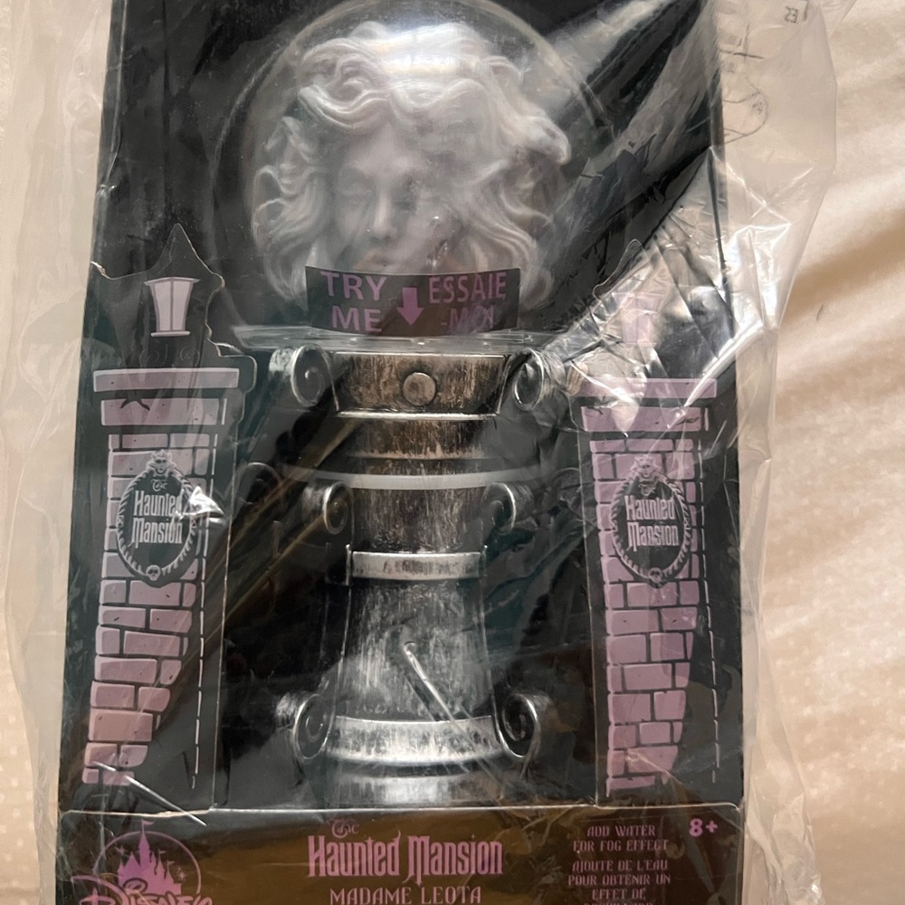 Disney Haunted mansion madam leota halloween decor